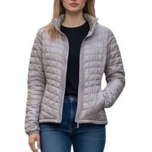 🩷💲6️⃣ {{ n o r t h f a c e p u f f e r }} North Face Gray Women's Jacket